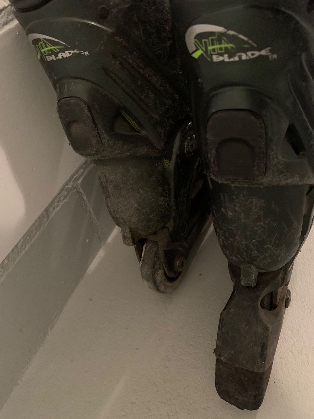 Pattini in linea & Pattini a rotelle: Inlineskates Grösse 40 (defekt) – Difettoso da Eschlikon TG venduto da 1.- 5