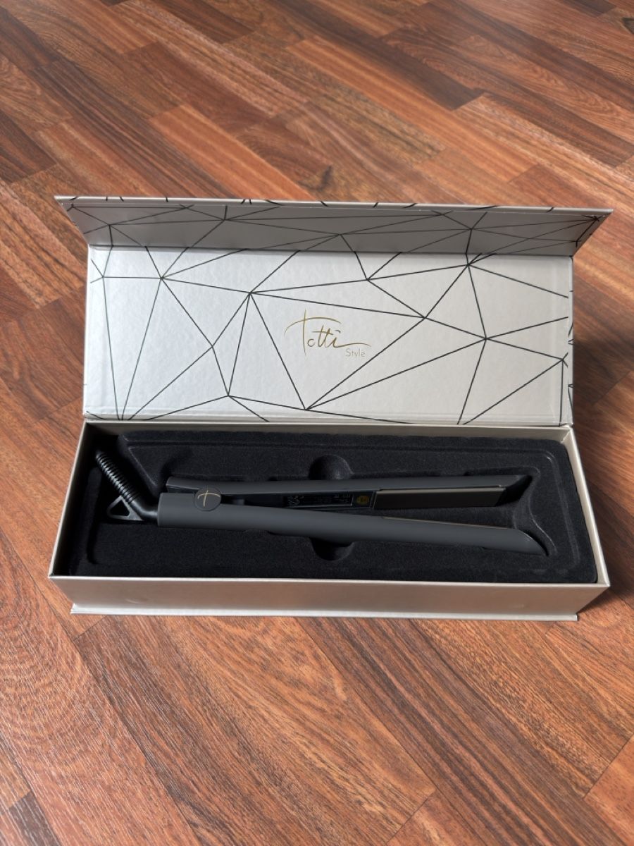 Lockenstäbe & Haarglätter: Totti Style Black 1" Ultra Silk Titanium Pro Styler – Neu und originalverpackt aus Hergiswil NW von qeli_04