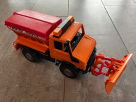 SPIELZEUG - SCHNEERÄUMFAHRZEUG UNIMOG - IDEAL FÜR SANDKASTEN