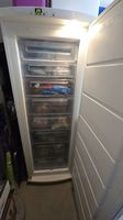 Stand-Gefrierschrank 300L Elektrolux