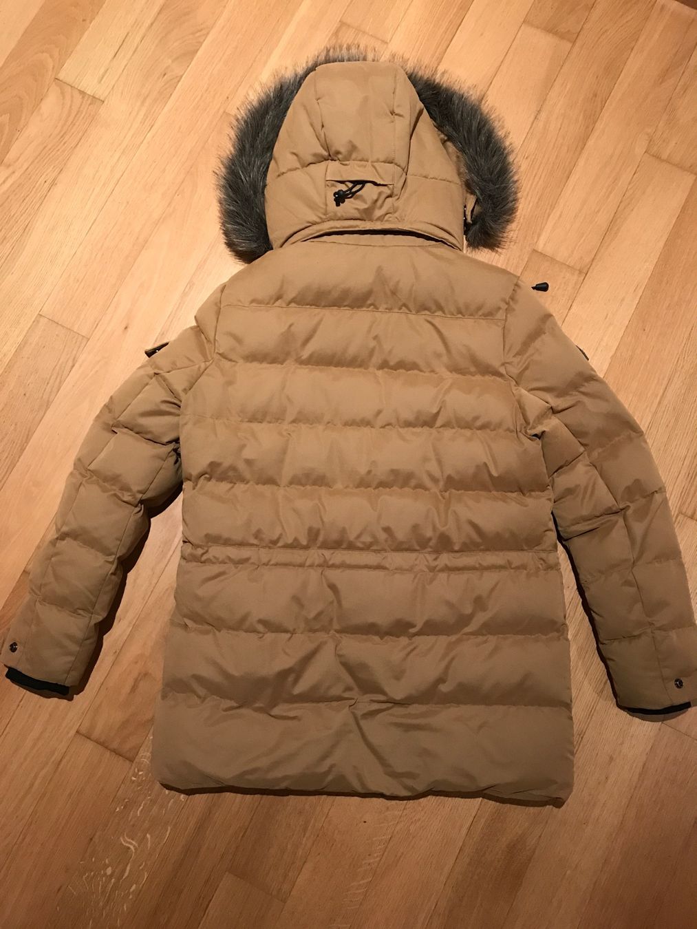 Superdry Giacche: Superdry Damen Winterparka 40 / M – Usato da Langenthal venduto da mchmielu82 1