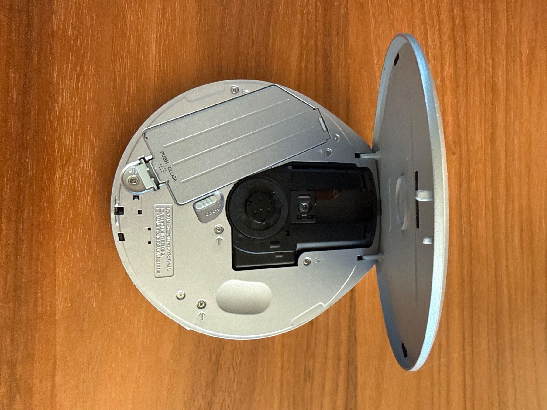 Sony Tragbarer Mediaplayer: Sony CD Walkman D-EJ925 tragbarer Player – Gebraucht aus Zürich von sgmiles 4