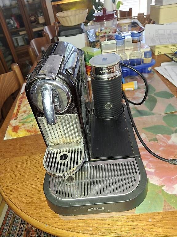 Macchine per caffè & Macchine per espresso: Kapselmachine König NESPRESSO – Usato da Pura venduto da Sceriffo031244