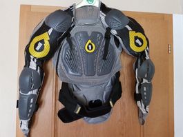 Neu, Motocross Protektorenjacke