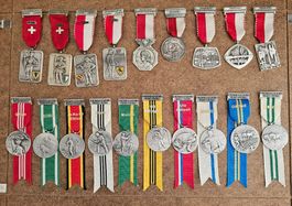 Konvolut historischer Medaillen Schützen, Volkssport, usw.