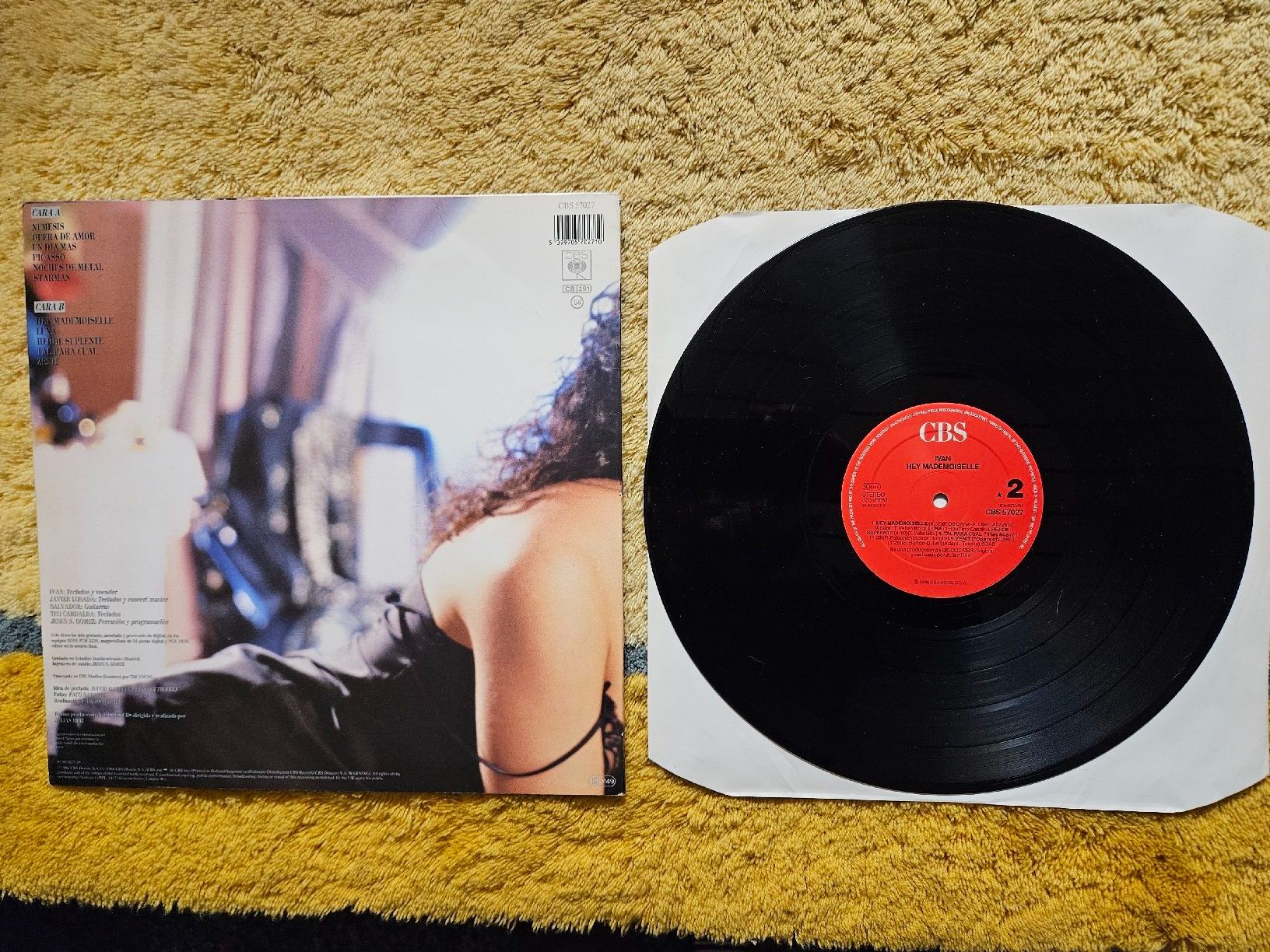 Dischi in vinile: Ivan Schallplatte Lp - Hey Mademoiselle – Nuovo (secondo la descrizione) da Lyss venduto da Alexine 1