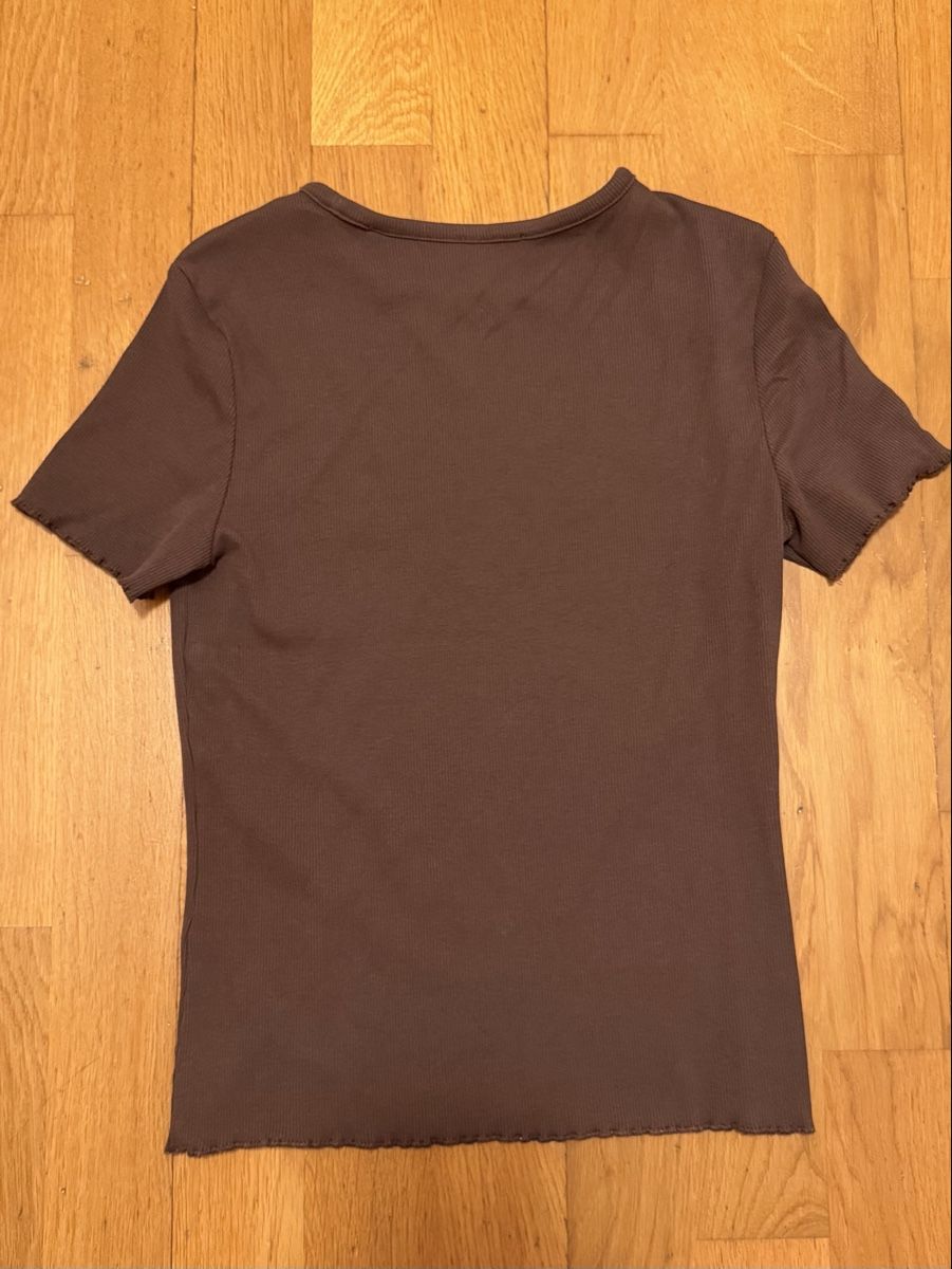 H&M T-shirts: T-Shirt H&M Braun Grösse S. – D'occasion à Adliswil par StephanieAnnina 6