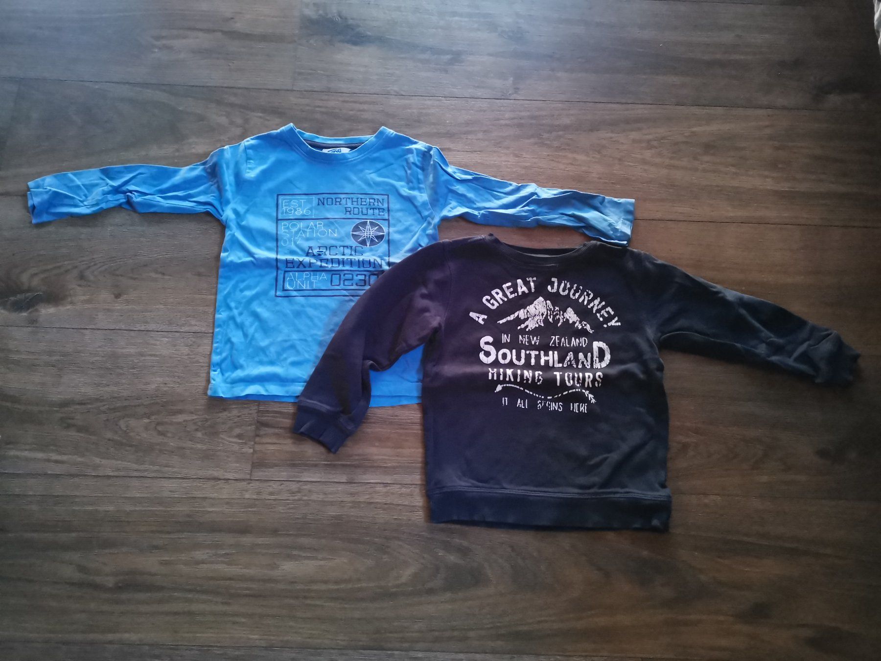 Maglioni & Felpe: Jungen Pullover 104 2 Stück – Usato da Fankhaus (Trub) venduto da sun_7677