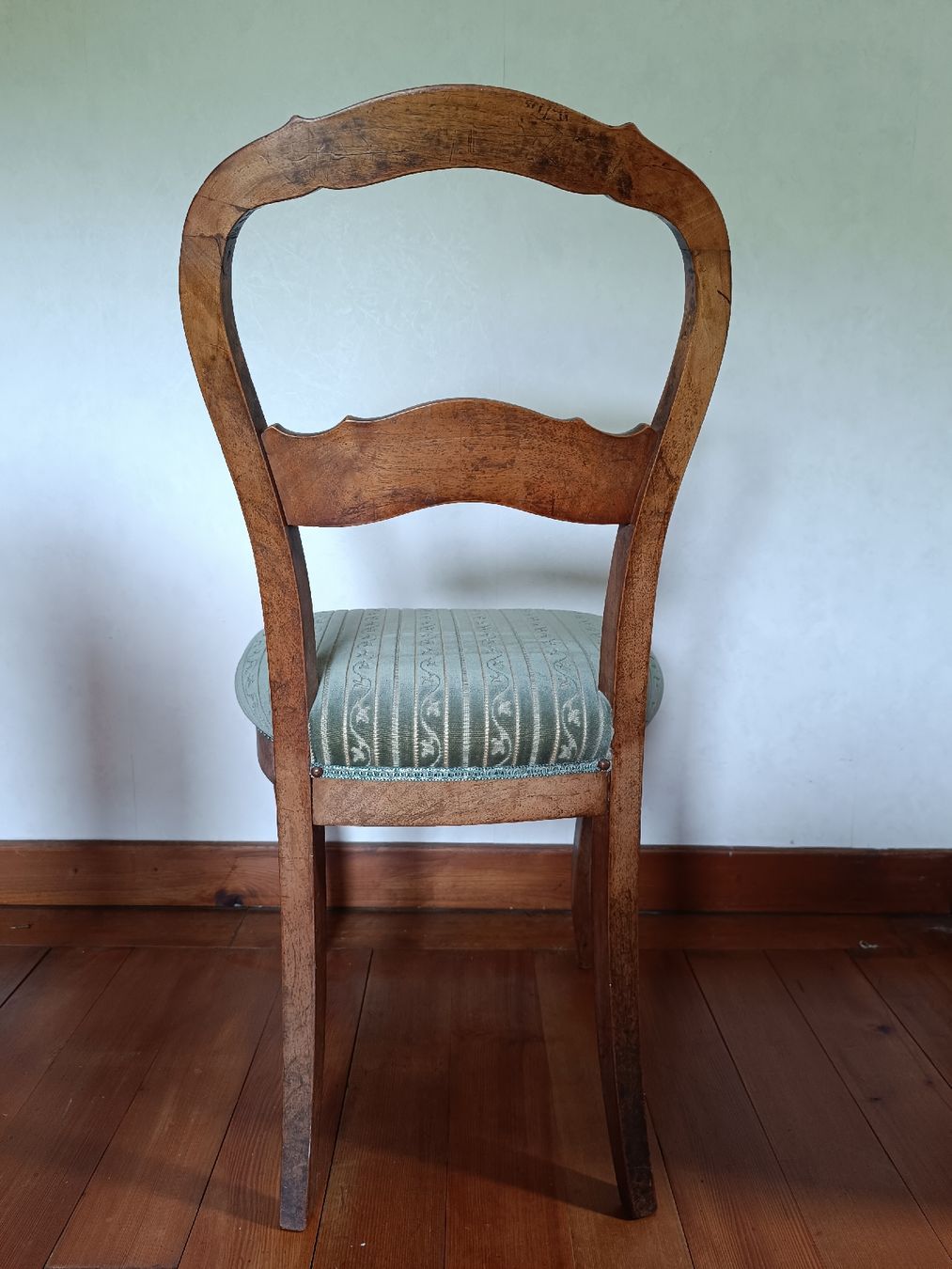 Stühle: Chaise ancienne – Gebraucht aus Cossonay-Ville von Aryann34 4
