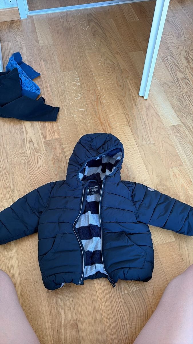 Jacken & Mäntel: Winterjacke Grösse 80 – Gebraucht aus Moosseedorf von ali_2c6z