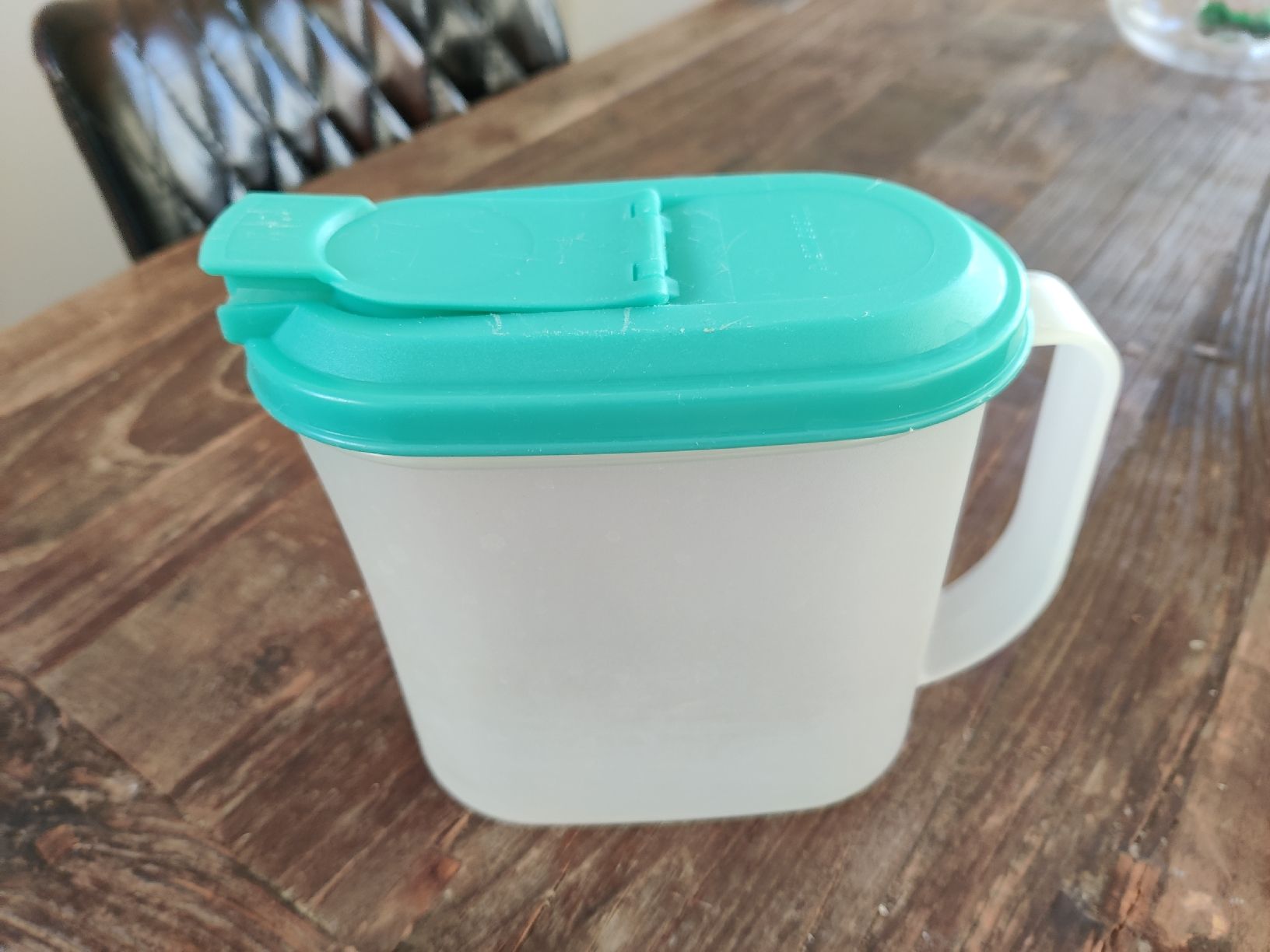 Tupperware Caraffe: Wasserkaraffe  – Usato da Veltheim AG venduto da Pela4
