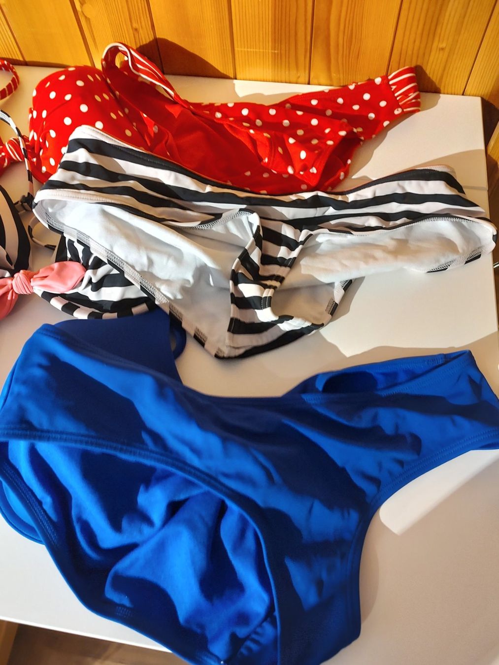 C&A Badekleider & Bikinis: Drei Bikinis von C&A – Neu (gemäss Beschreibung) aus Wiler (Lötschen) von  1