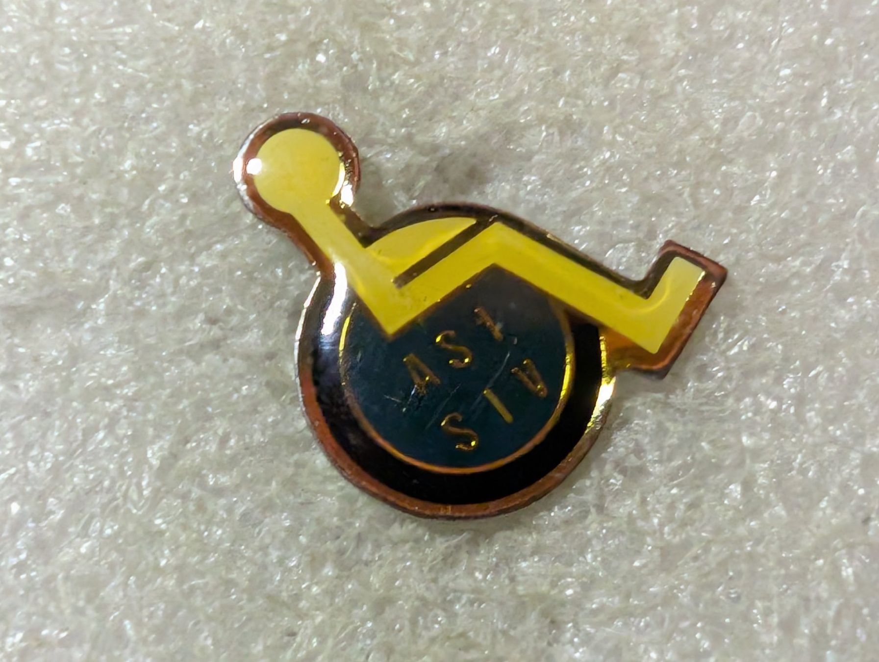 Placchette & Badge: Ansteckpin 86: ASV – Usato da Oppligen venduto da Pin-Fall-Shop