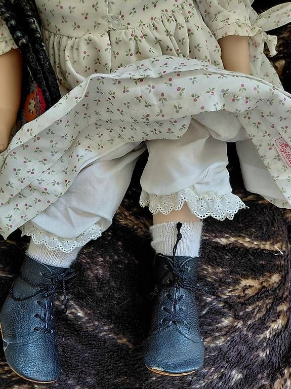 Bambole: Sabine Esche Künstlerpuppe. – Usato da Zollikerberg venduto da Inhal 2
