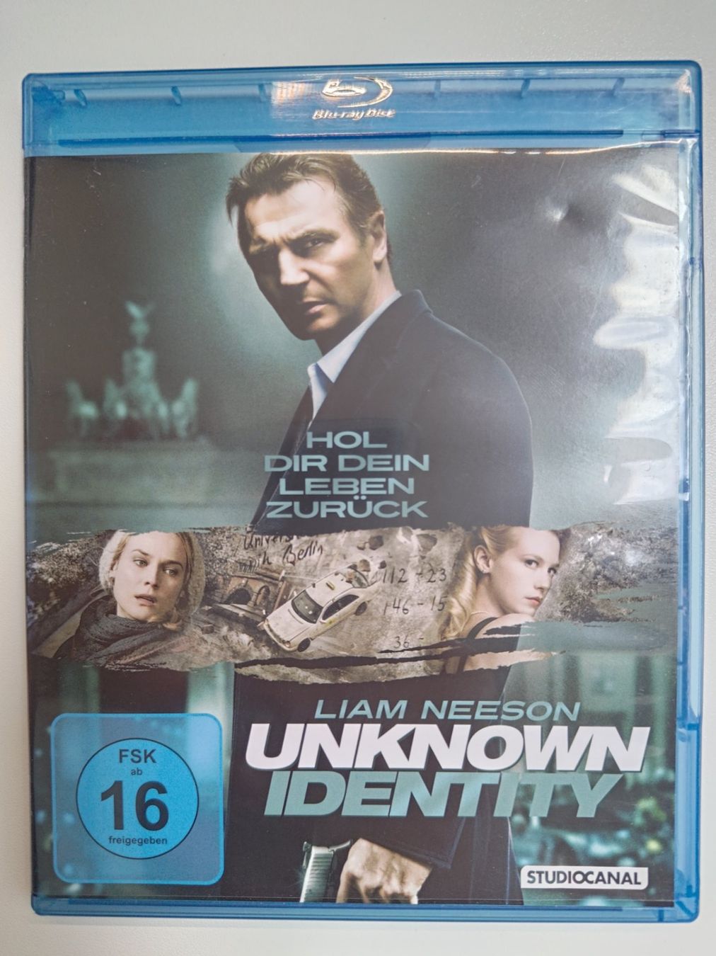 Alle DVDs: UNKNOWN IDENTITY – Gebraucht aus Liestal von Kratzilla
