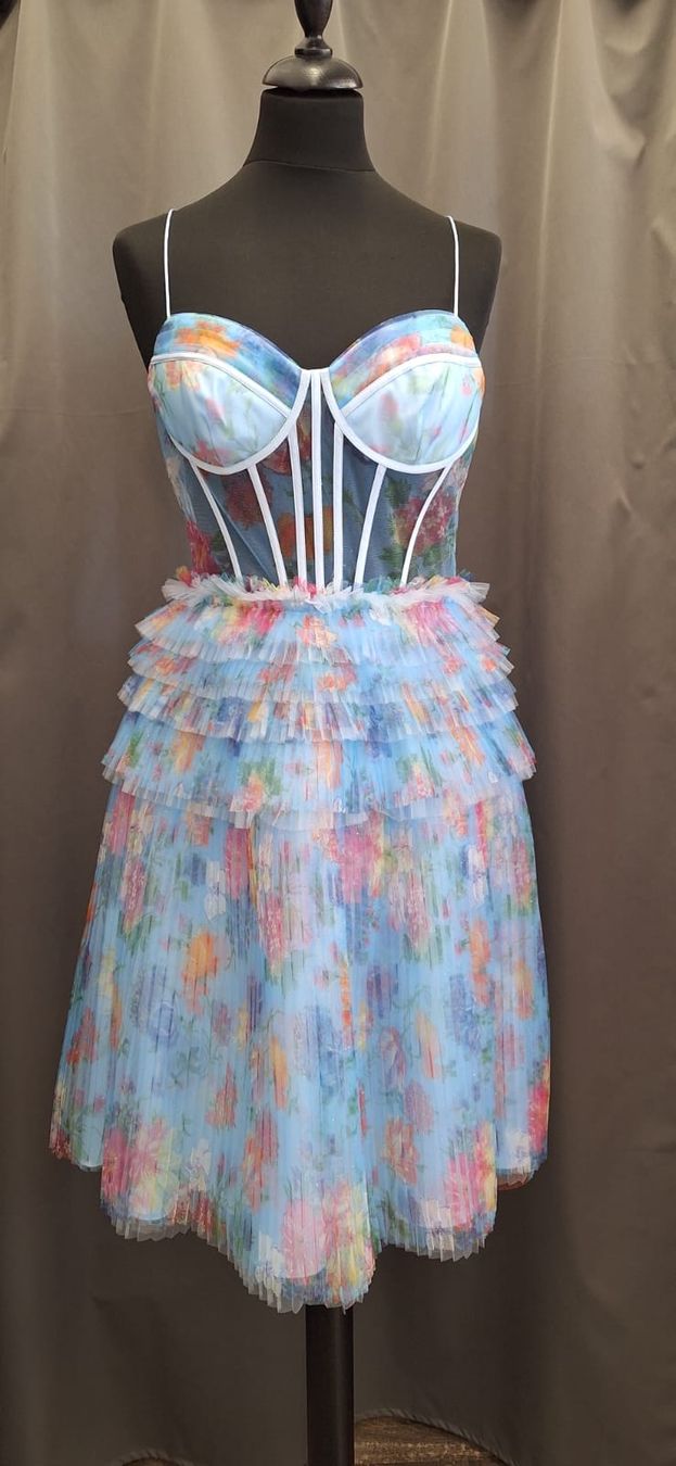 Vestiti: Kleid mit Blumenmuster, Tüll  – Nuovo (secondo la descrizione) da Uster venduto da VMT.