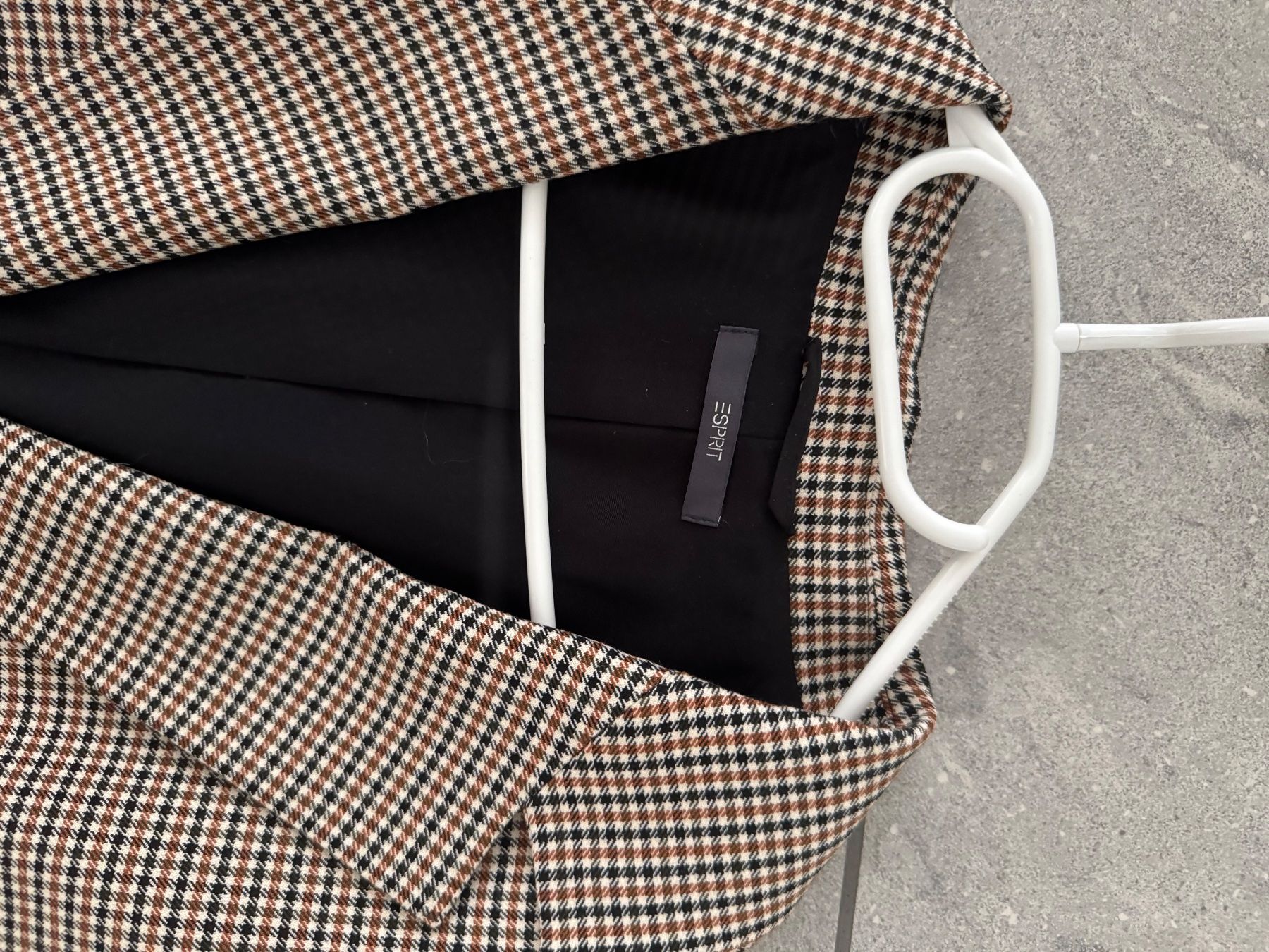 Esprit Giacche: Esprit kurz Blazer, Gr.42 – Nuovo (secondo la descrizione) da Baden venduto da Sakilili