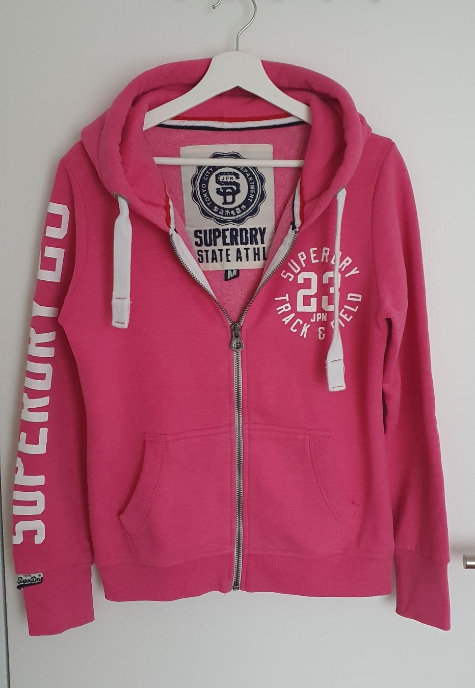 Superdry Jacken: Superdry Kapuzenjacke Gr. M – Gebraucht aus Möriken AG von Katze110
