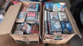 2 riesige Kisten VHS Filme