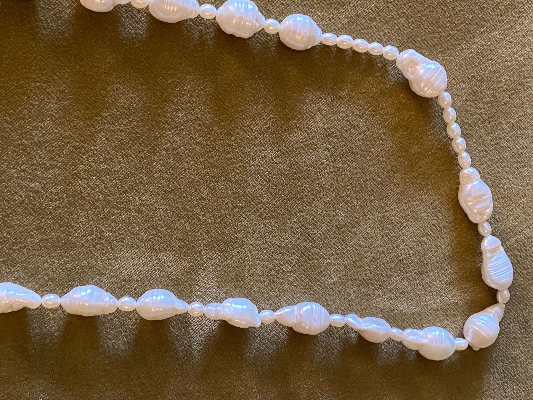 Catenine: Collier perles de différentes tailles – Usato da St-Blaise venduto da NSUTT1953 1