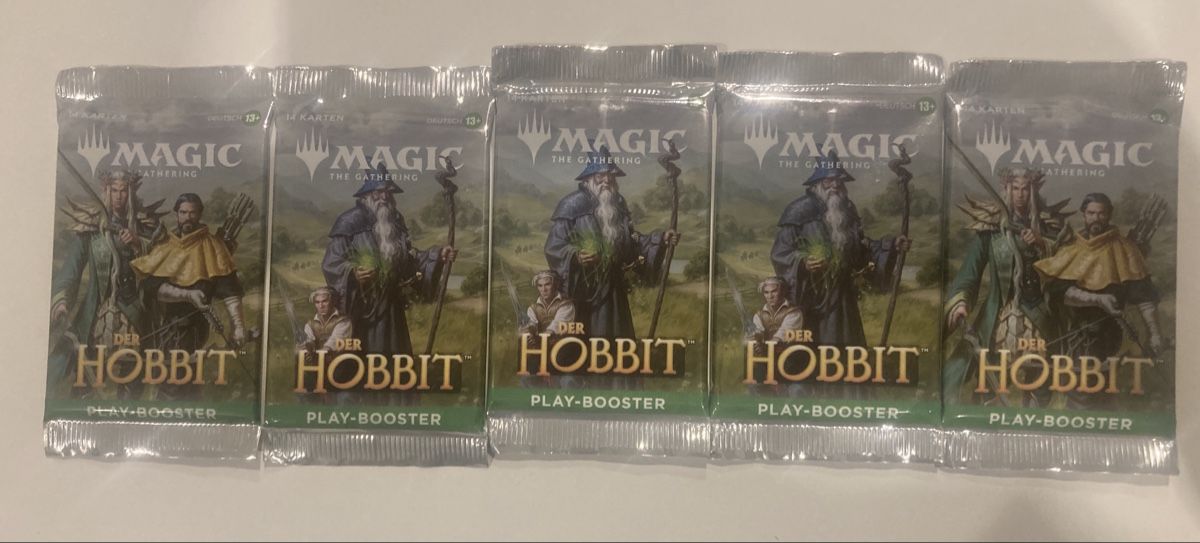 Magic The Gathering Sammelbilder & Trading cards: 5xPlaybooster Der Hobbit Magic the Gathering – Neu und originalverpackt aus Ins von teamfairerdeal