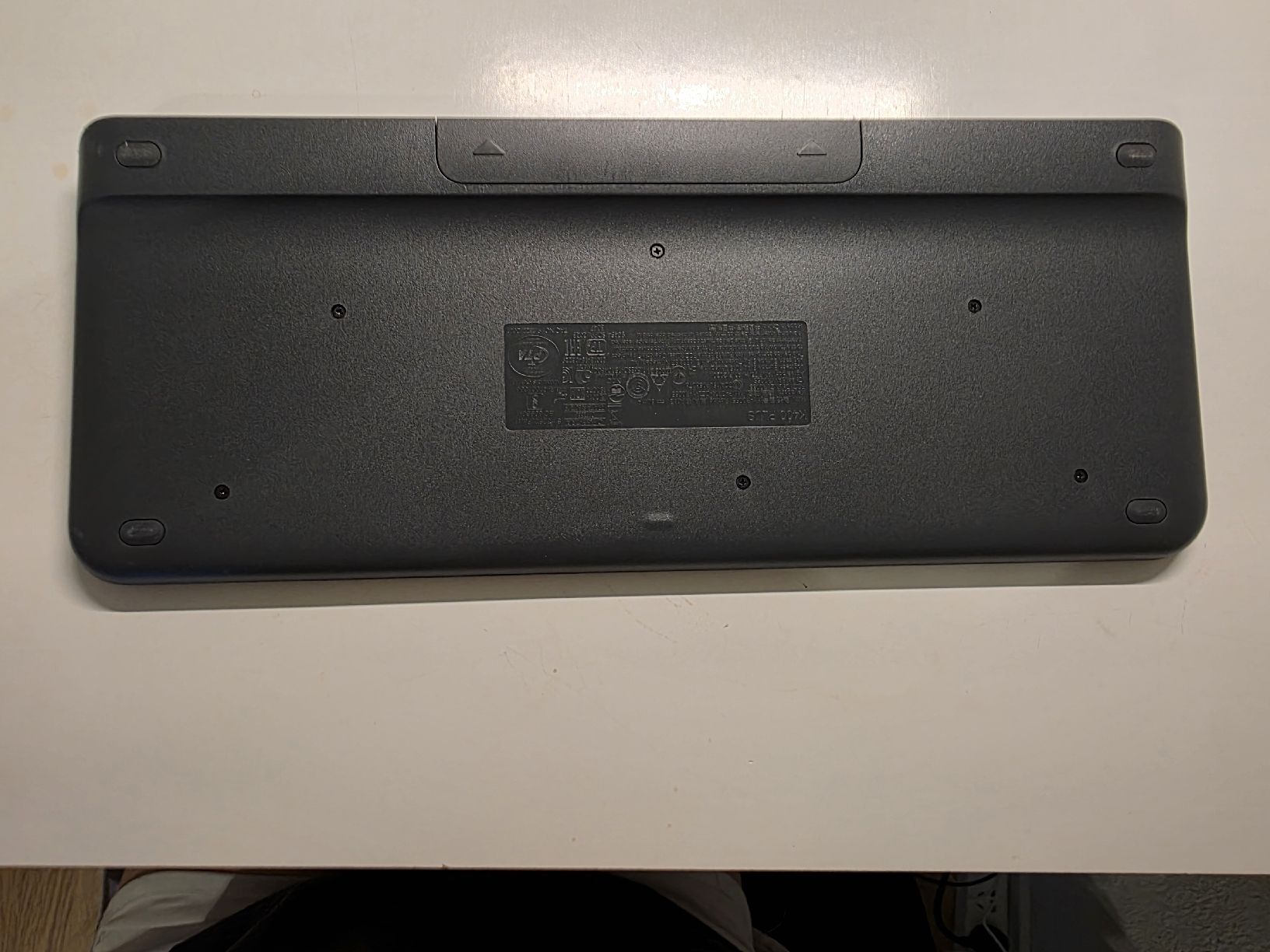 Logitech Tastiere: Logitech K400 Plus Wireless Touch Keyboard – Nuovo (secondo la descrizione) da Kriens venduto da cathyzeng 1