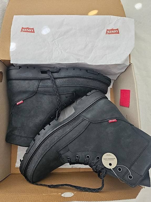Levi's Scarpe da uomo: Levi’s Torsten Boots Schwarz - Gr. 44 | Neu – Nuovo e nell'imballaggio originale da Wettingen venduto da bestrox 3