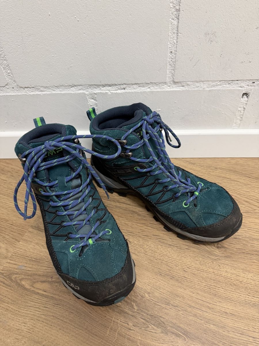 CMP Scarpe da uomo: CMP Wanderschuhe wasserdicht blau Grösse 40 gebraucht – Usato da Grenchen venduto da gul_2b89
