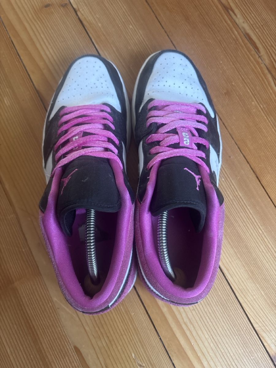 Jordan Scarpe da uomo: Air Jordan 1Low SE  – Nuovo (secondo la descrizione) da Thun venduto da stu_rmw6 4