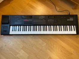 Roland JV-1000 Synthesizer