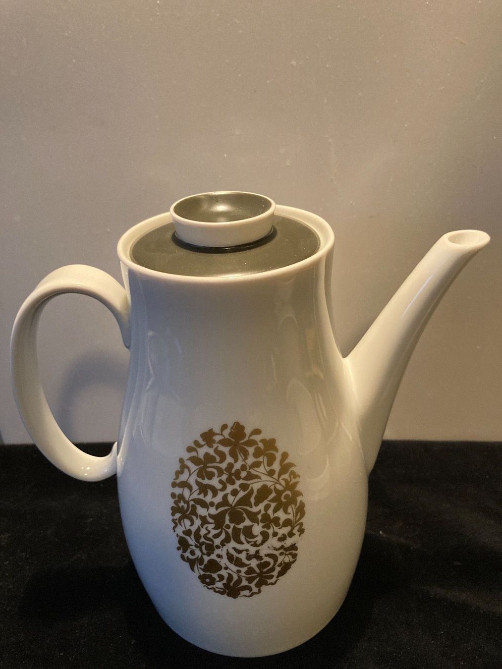 Carafes: Langenthal Krug mit Deckel 1962 – D'occasion à Zürich par Chaeffeler 1
