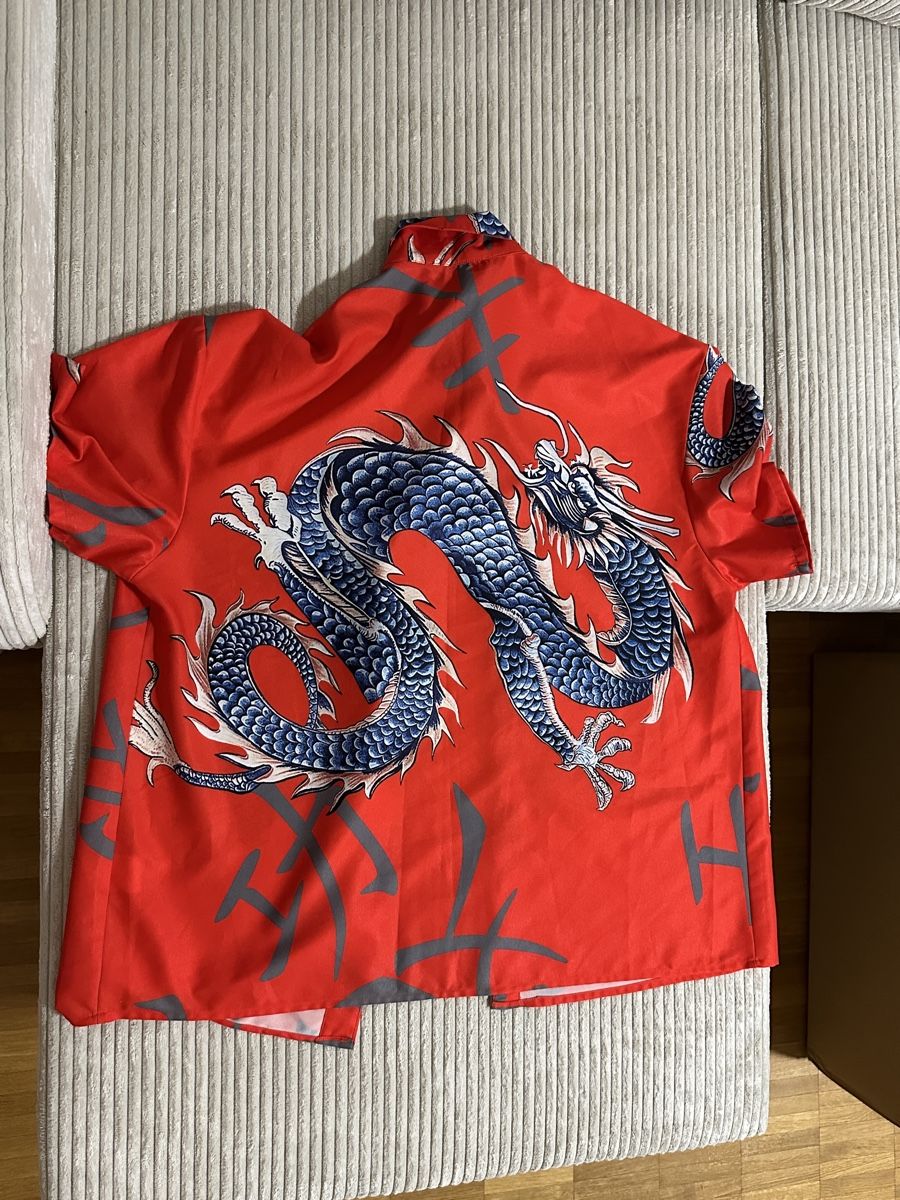 Camicie: Sur-chemise dragon – Nuovo (secondo la descrizione) da Lausanne venduto da ste_6zt5 1