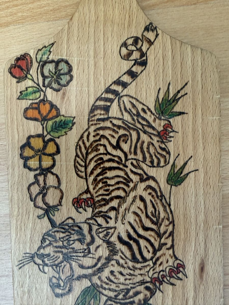 Articoli in legno: Schneidbrett aus Holz – Usato da Grenchen venduto da Bastet007 2