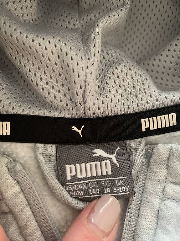 Kleiderpakete & -sets: À vendre ensemble training Puma fille  – Gebraucht aus Savièse von lacombe02 1