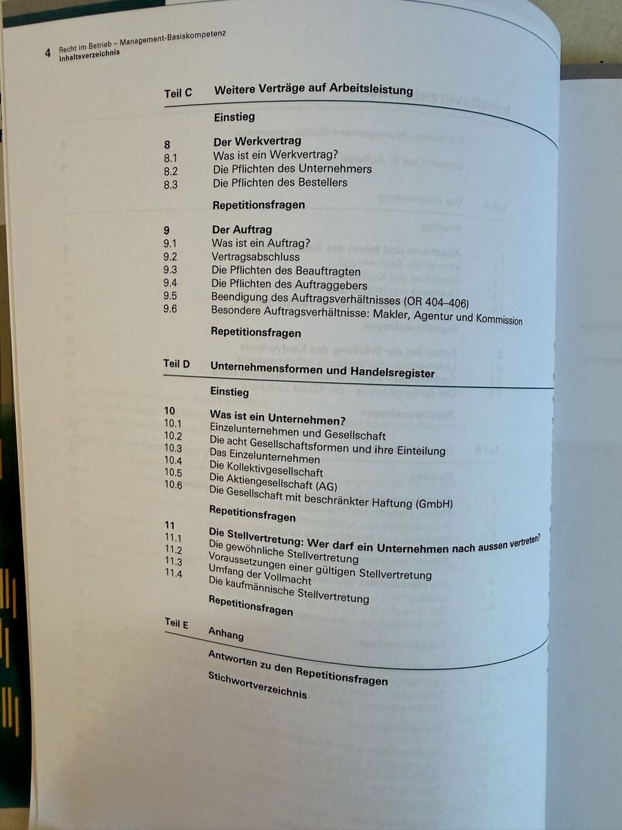 Livres: 2 Rechtsbücher Management-Basiskompetenz compendio – D'occasion à Utzenstorf par Victoria666 7