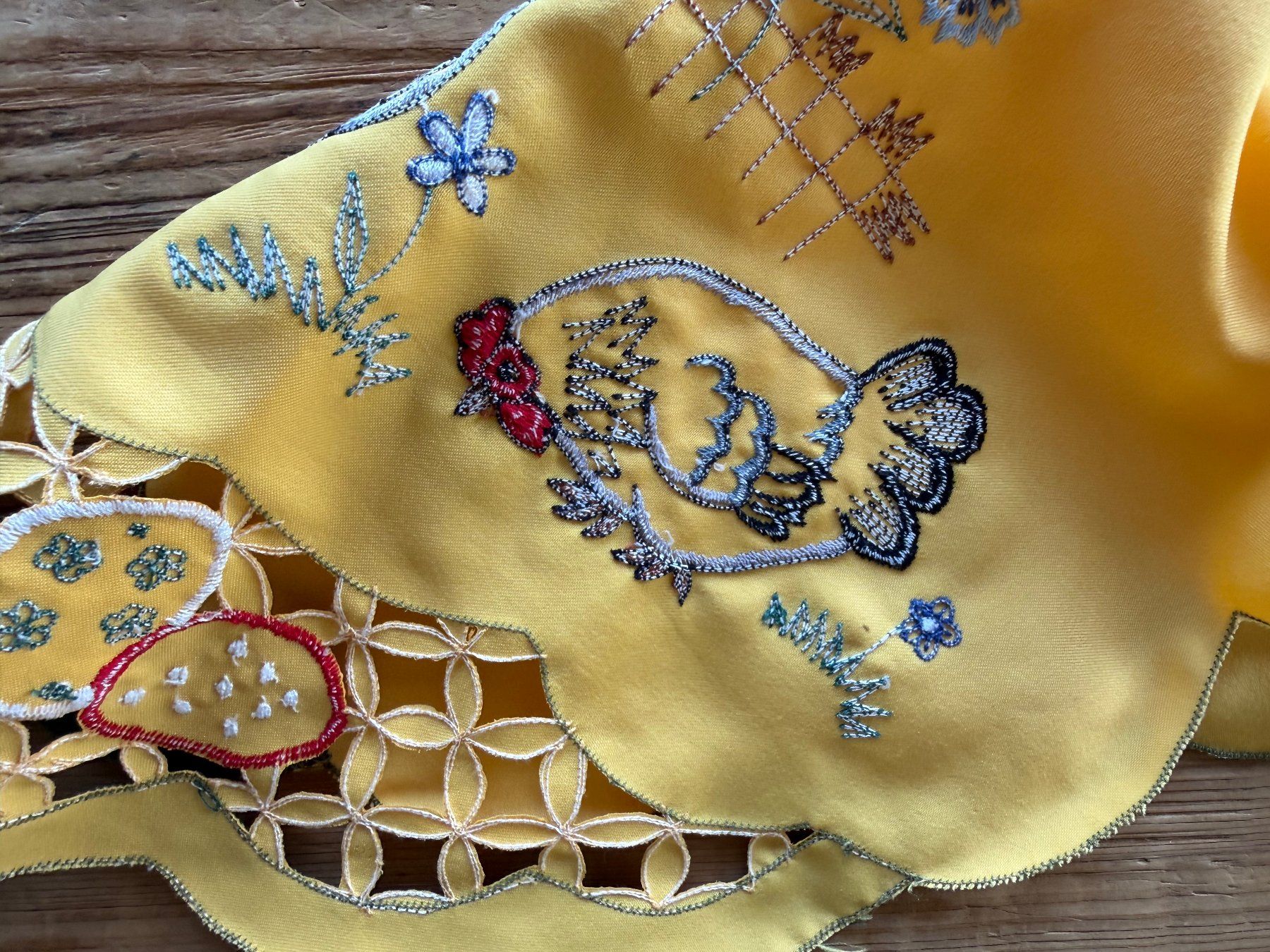 Sonstige Tischwäsche: Tischdecke Läufer 84 x 39 cm Ostern – Gebraucht aus Kirchdorf AG von coco123 2