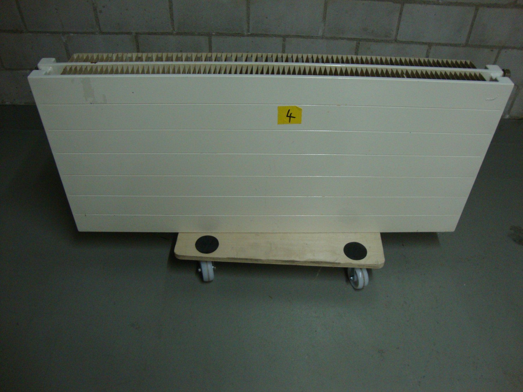 Heizgeräte: RADIATOR – Gebraucht aus Niederhasli von Hasli85