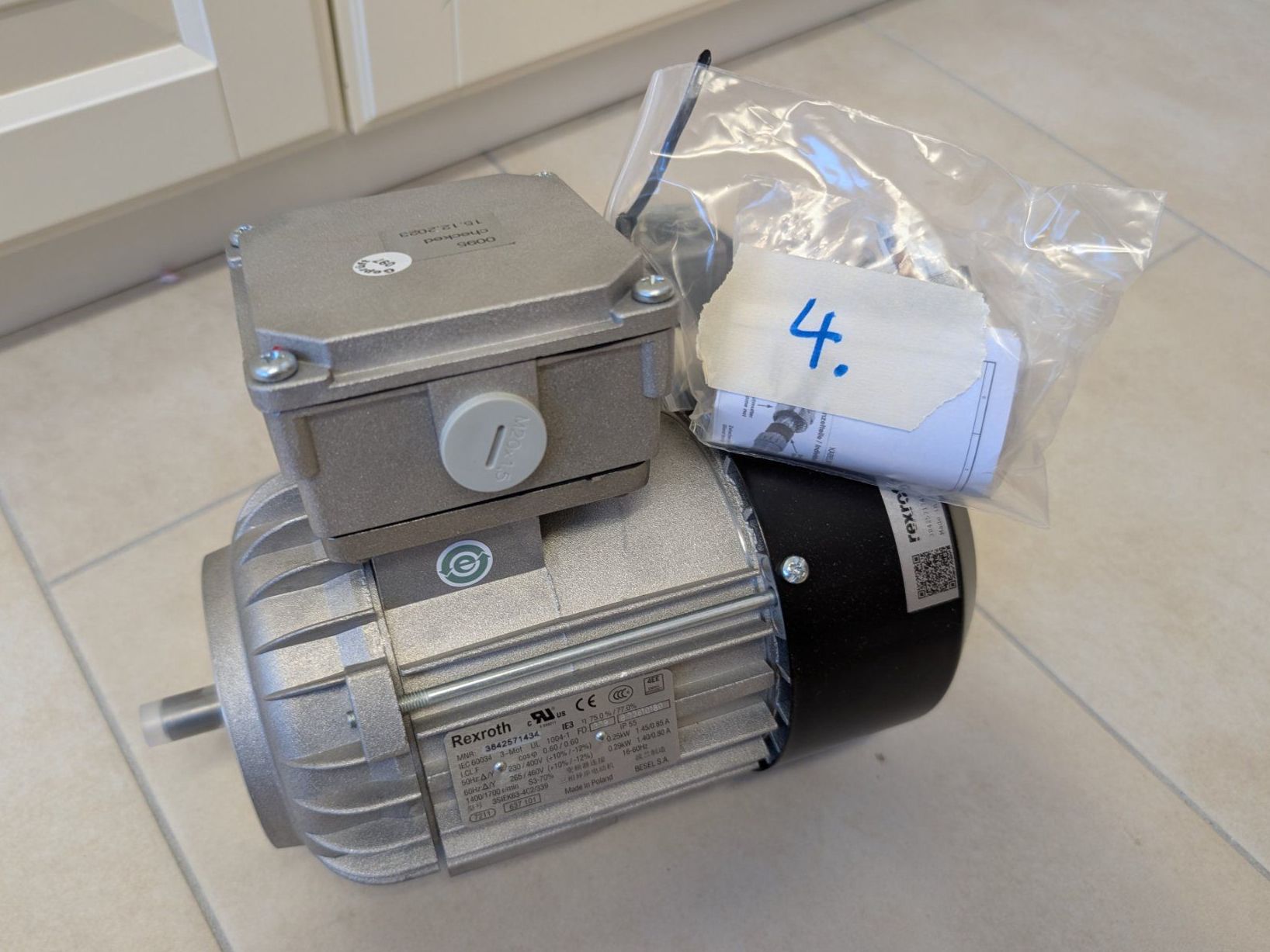 Bosch  Motori: Bosch Rexroth Drehstrommotor 400V #4 – Nuovo (secondo la descrizione) da Unteriberg venduto da Propangasfloete 1