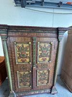 Antiker Bauernschrank 19. Jahrhundert 1834 Massivholz