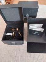 Versace Ohrstecker, goldfarbenes Messing, und Perle