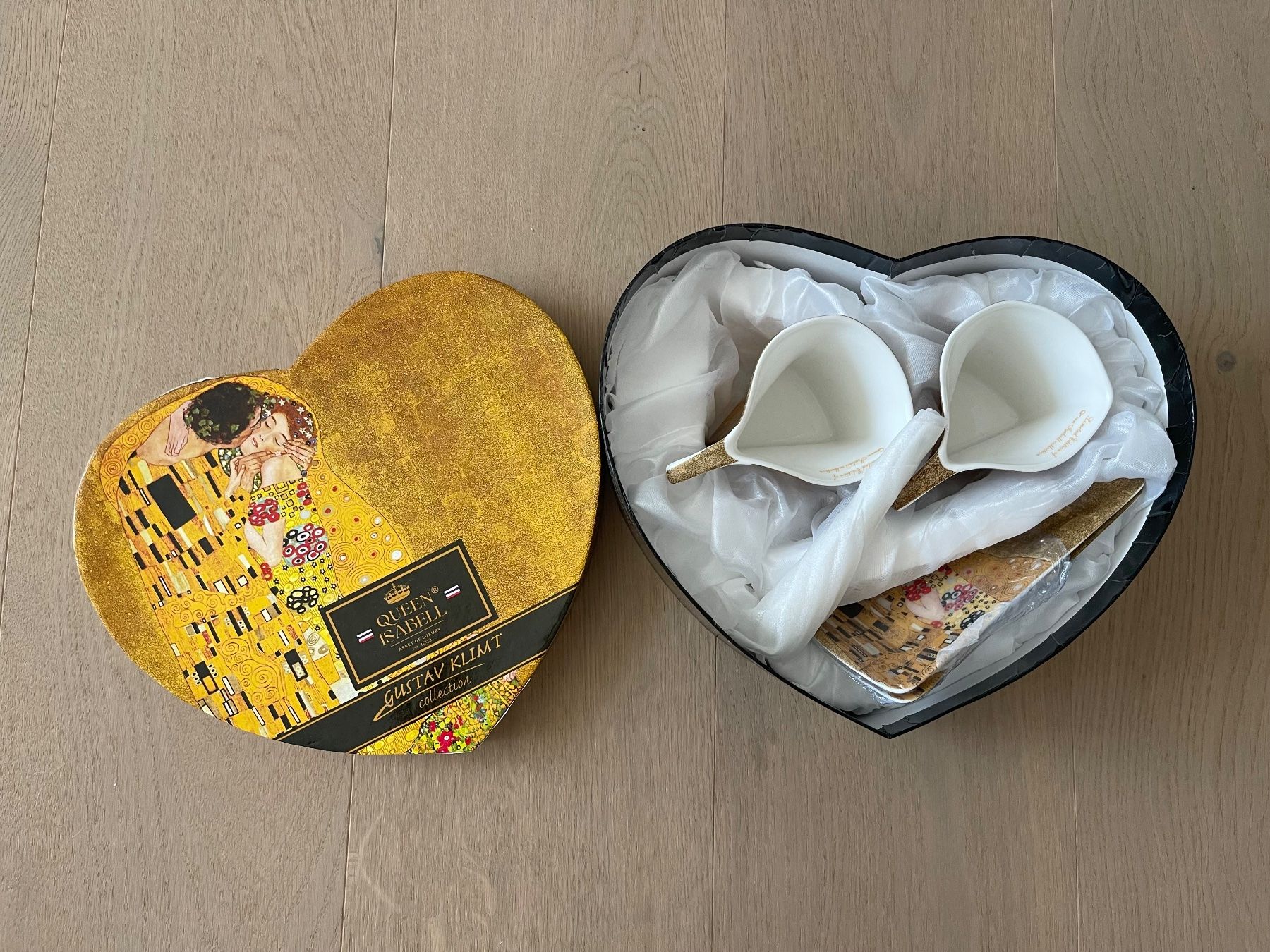 Tassen: Gustav Klimt Collection - Queen Isabel Edition – Neu und originalverpackt aus Oberägeri von Chica-go 1