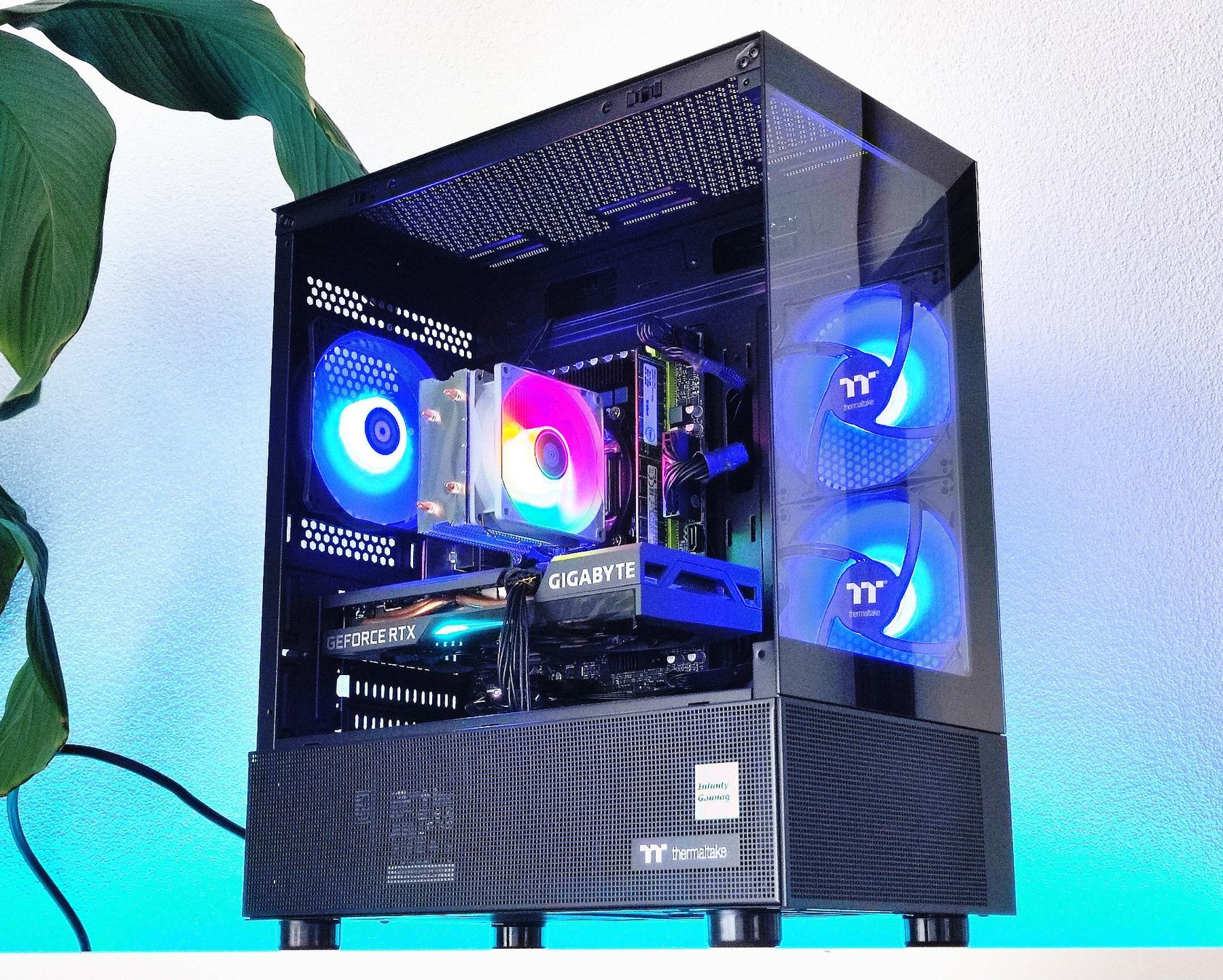 Nvidia PCs: Gaming & Work PC / Nvidia RTX & 64GB Ram /GTA,Fortnite,CoD.. – Neuf avec emballage d'origine à Altdorf UR par F_abio