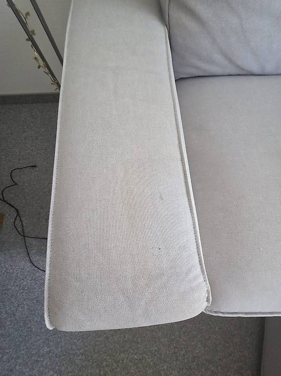 Ikea Divani: IKEA KIVIK Sofa mit Récamiere + Hocker  GRATIS – Usato da Wil SG venduto da ava80 3