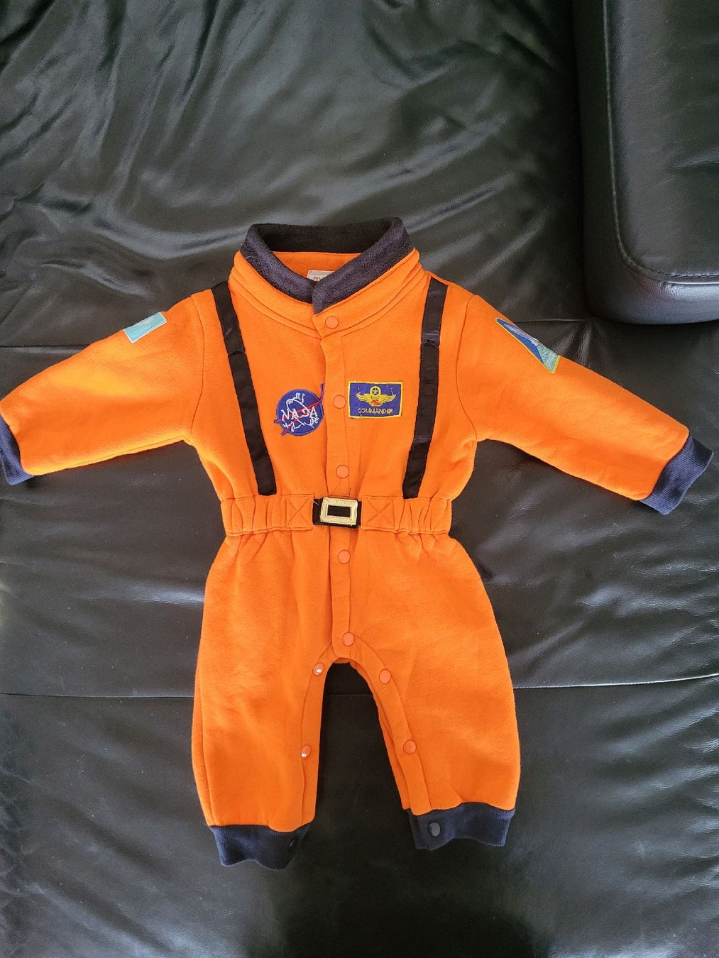 Costumi: Combinaison astronaute bébé taille 90 – Usato da Ursy venduto da Tchoupitchou