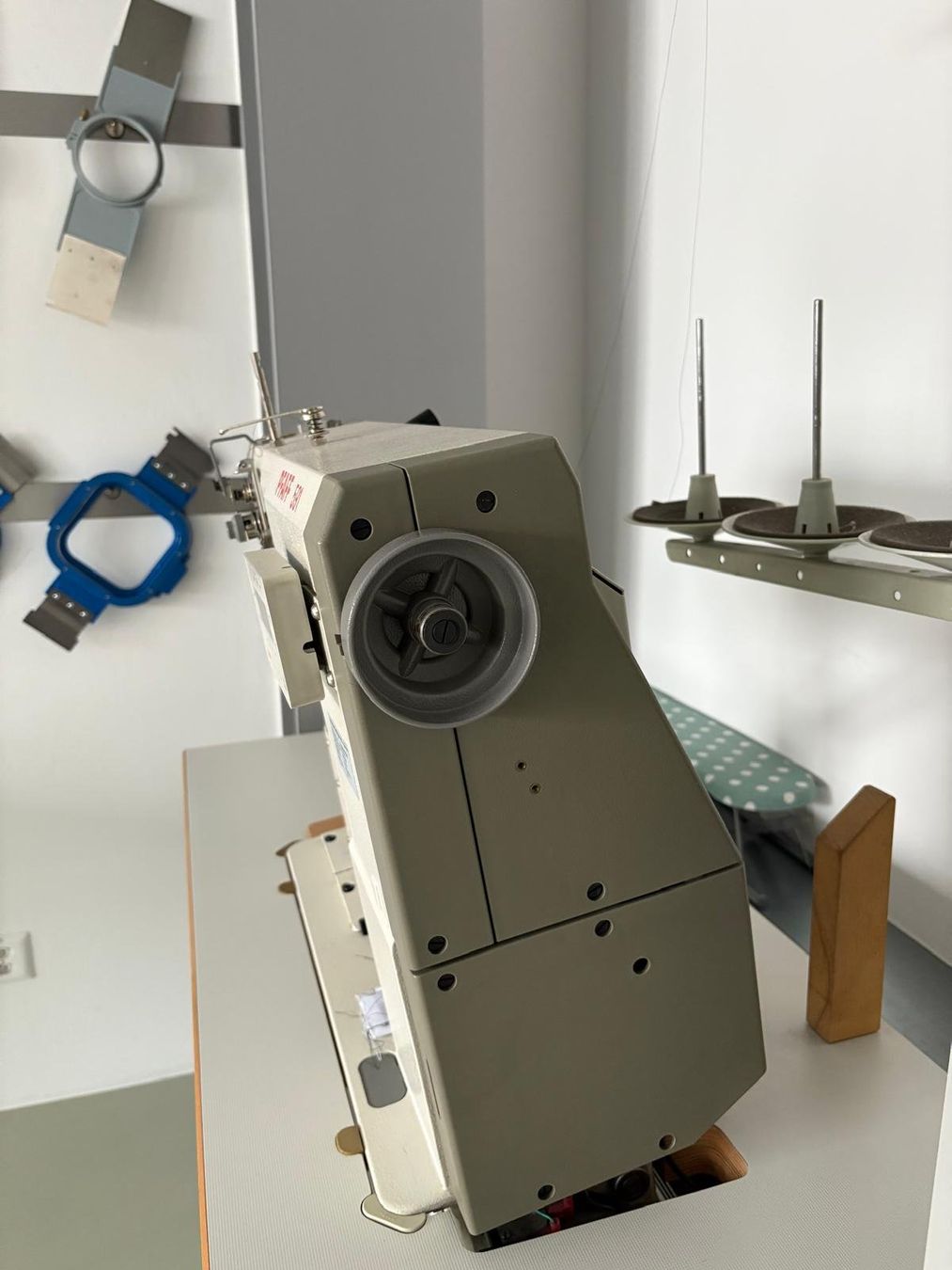 Pfaff Nähmaschinen: PFAFF 591 Nähmaschine – Gebraucht aus Gampel von topper 4