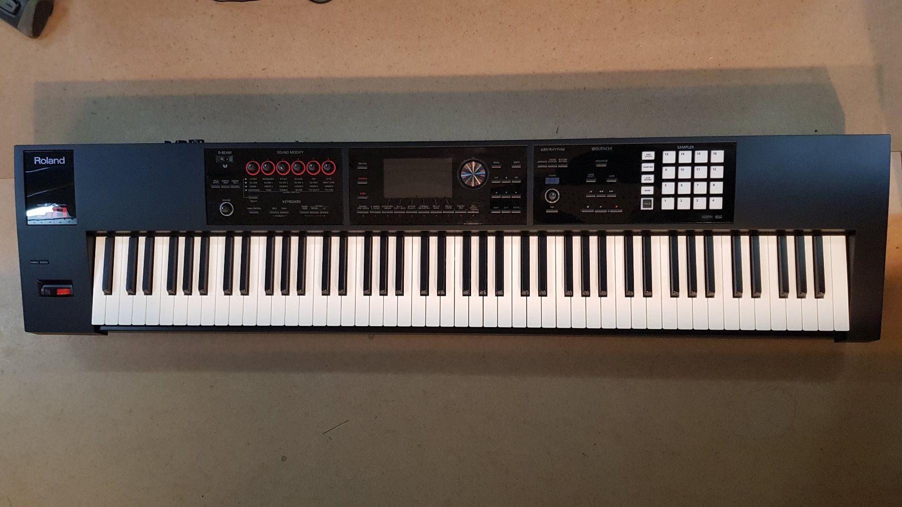 Roland Strumenti musicali: Workstation / E-Piano Roland FA-08 – Usato da Herisau venduto da Musikfestival