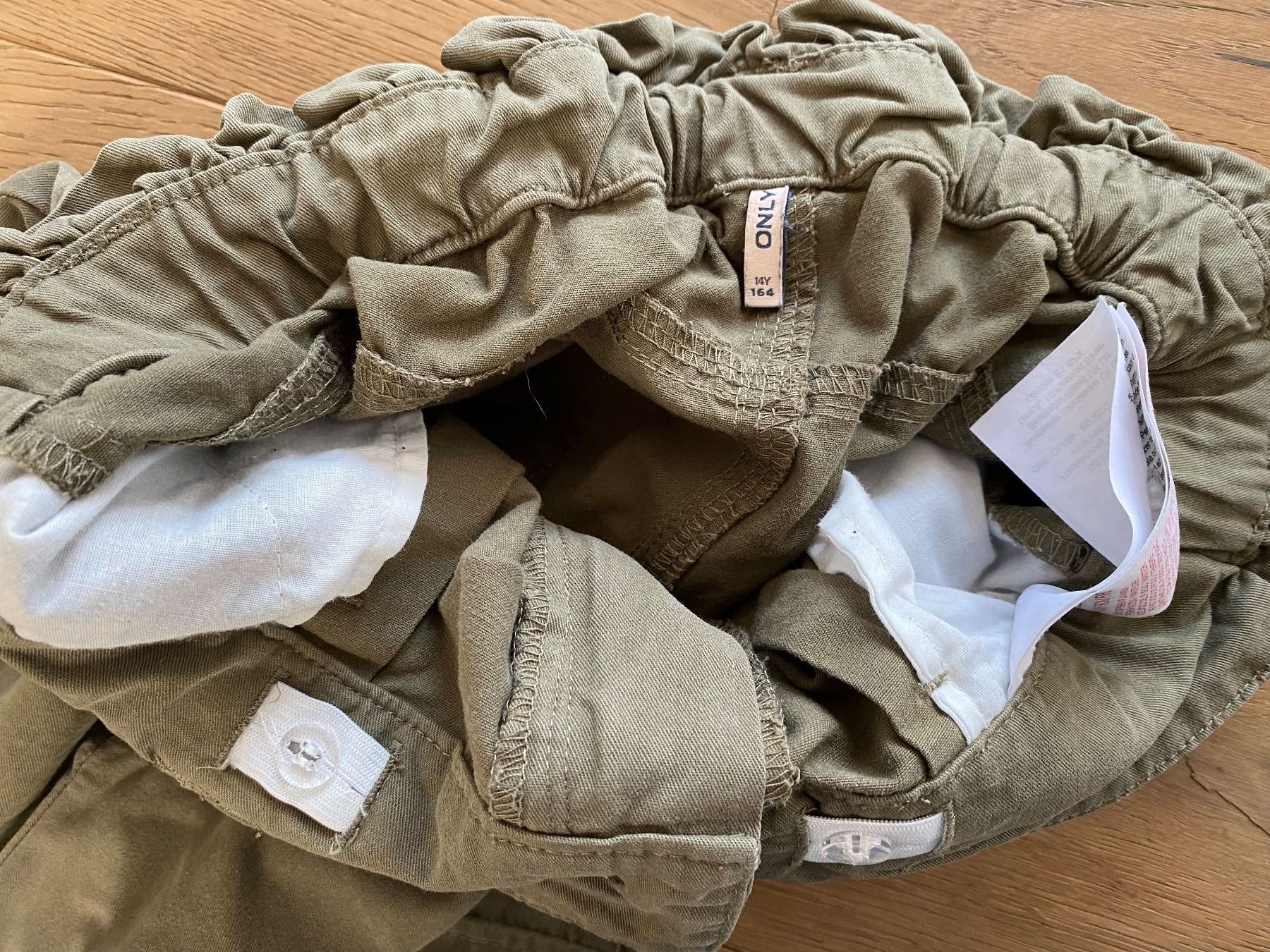 Only Hosen: Mädchen Cargohose Gr. 164 – Gebraucht aus Richterswil von Busanca 4