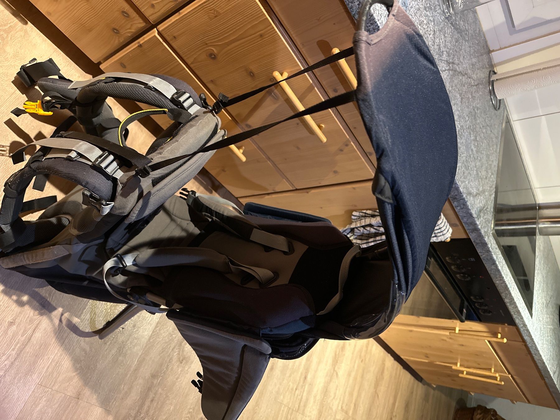 Jack Wolfskin Marsupi portabebè: Jack Wolfskin Kindertrage "Watchtower Supreme" grau. – Usato da Frümsen venduto da Katzen0 6