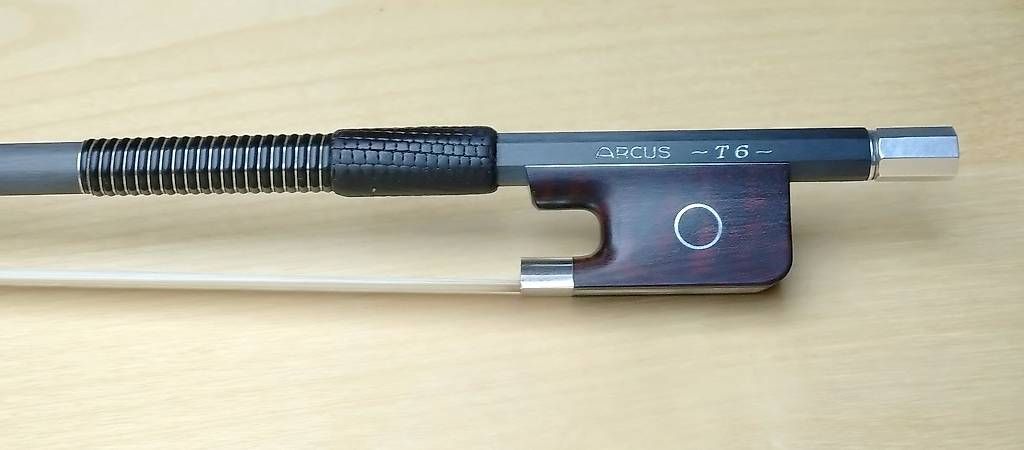 Strumenti musicali: Feiner Bratschenbogen/Violabogen, 4/4, ARCUS T6, Silber rund – Usato da Märstetten venduto da Jubal 2