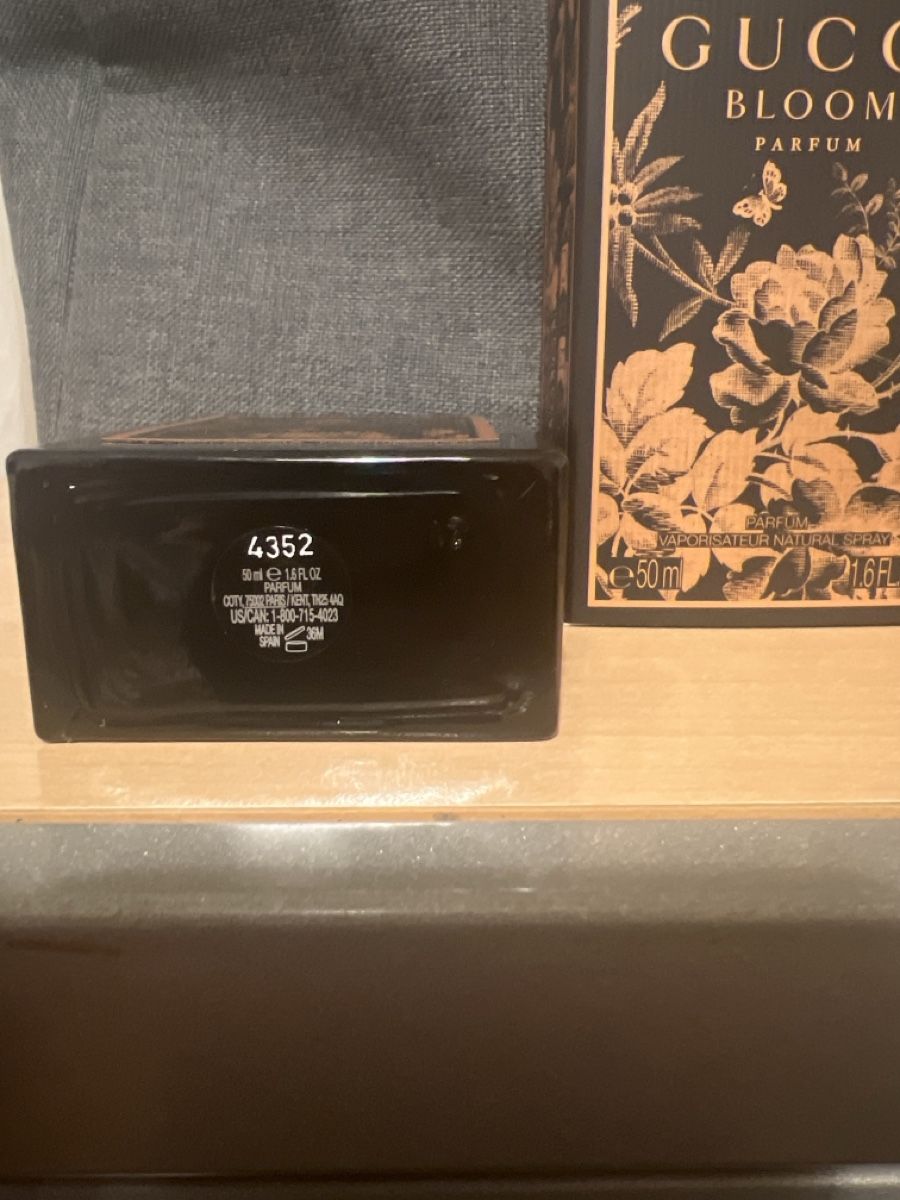 Gucci Profumi & Eau de Toilette: Gucci Bloom Parfum 50ml – Usato da Münchenstein venduto da vuki1 1